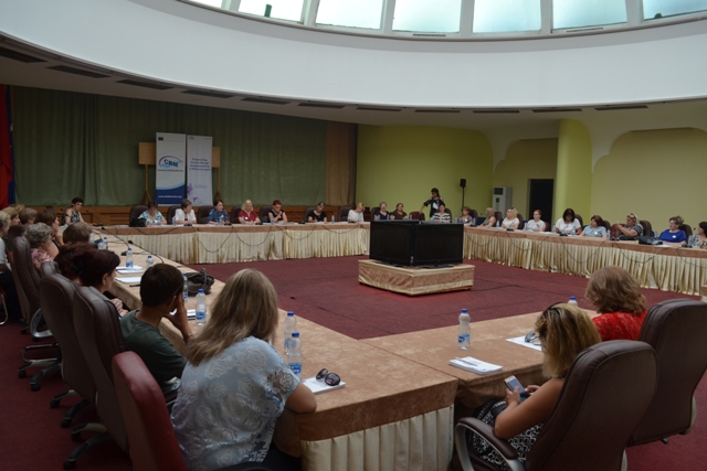 the-support-for-women-in-mitrovica-continues-closing-conference-of-the-project-empowering-women-through-entrepreneurship-in-mitrovica