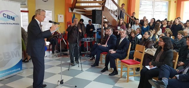 youth-from-mitrovica-north-and-south-advance-their-english-language-skills-together