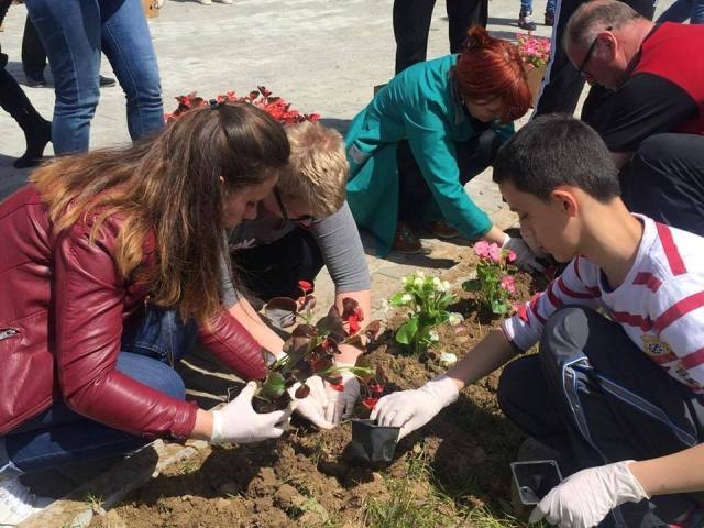 marking-earth-day-with-the-pupils-of-the-special-school-nena-tereza